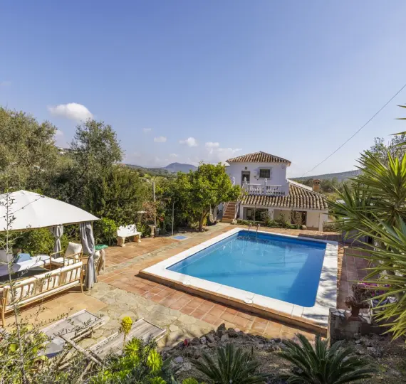 Sale of detached villa in Riogordo
