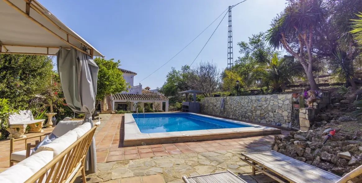 Sale of detached villa in Riogordo 4