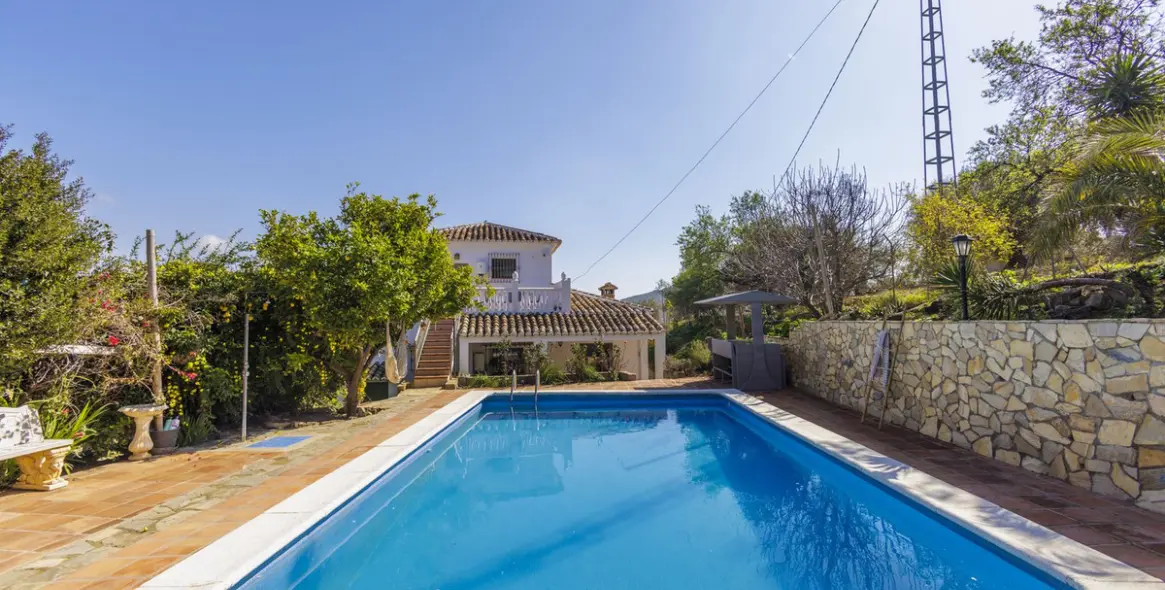 Sale of detached villa in Riogordo 6