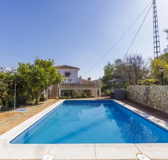 Sale of detached villa in Riogordo