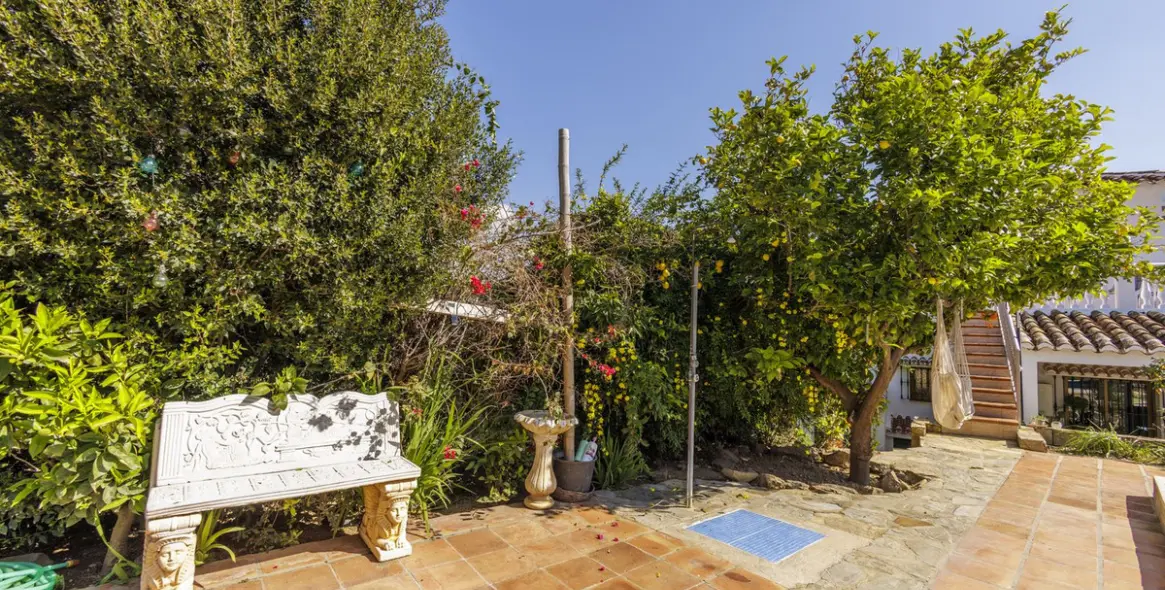 Sale of detached villa in Riogordo 11