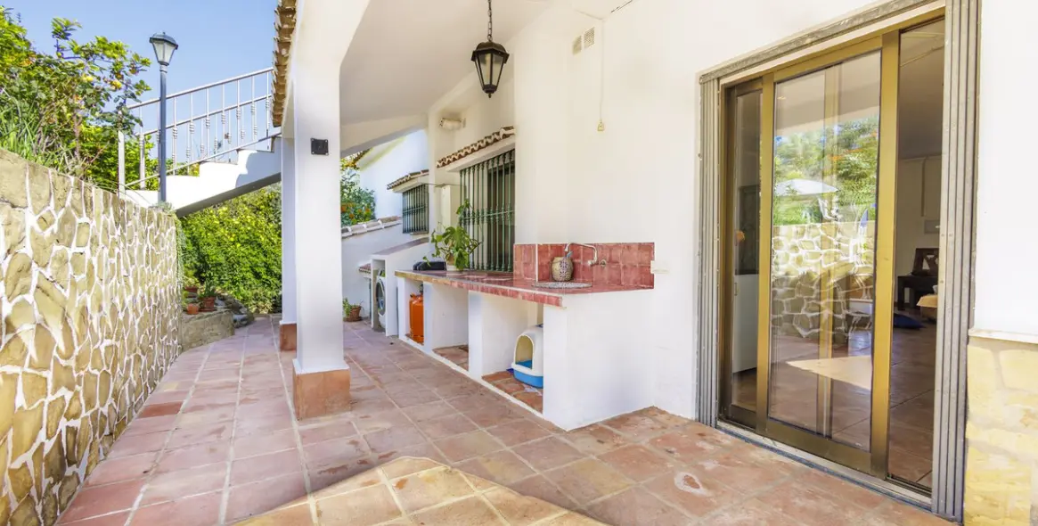 Sale of detached villa in Riogordo 17