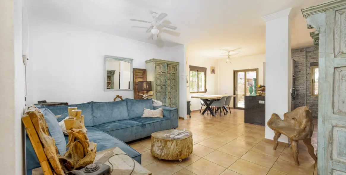 Sale of detached villa in Riogordo 22