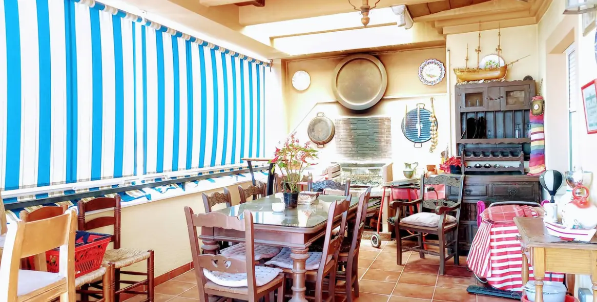 Sale of penthouse in Las Lagunas 6