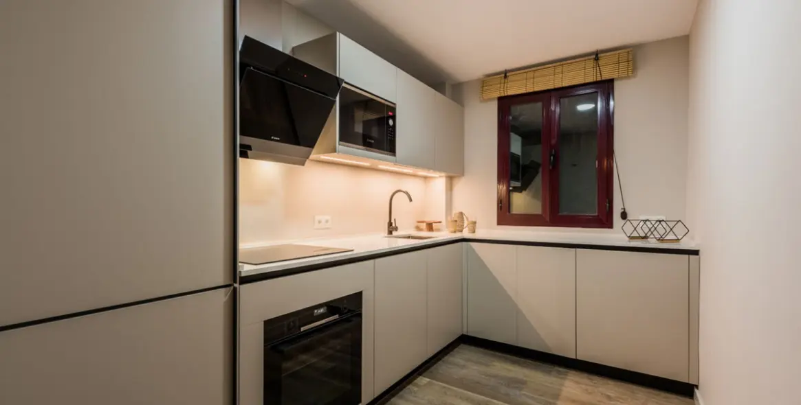 Sale of penthouse in El Paraiso 15