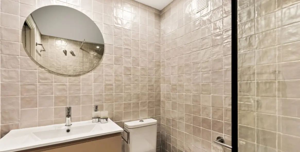 Sale of penthouse in El Paraiso 17