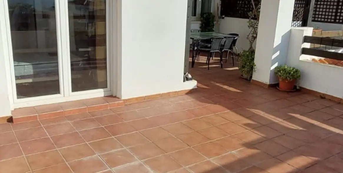 Продажа апартаментов на среднем этаже в Manilva 3