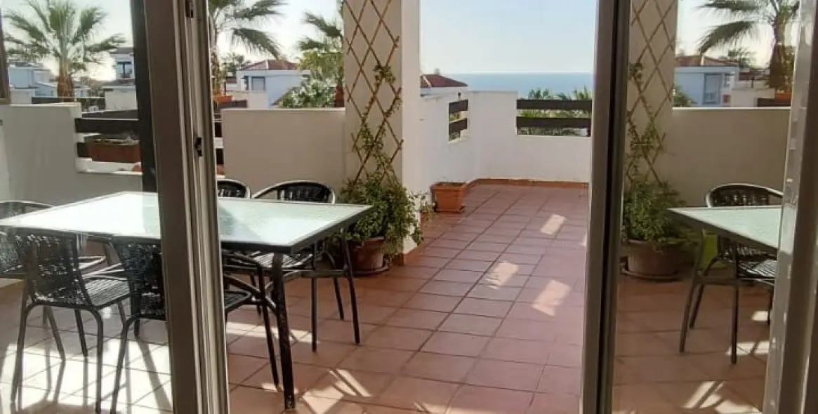 Продажа апартаментов на среднем этаже в Manilva 6