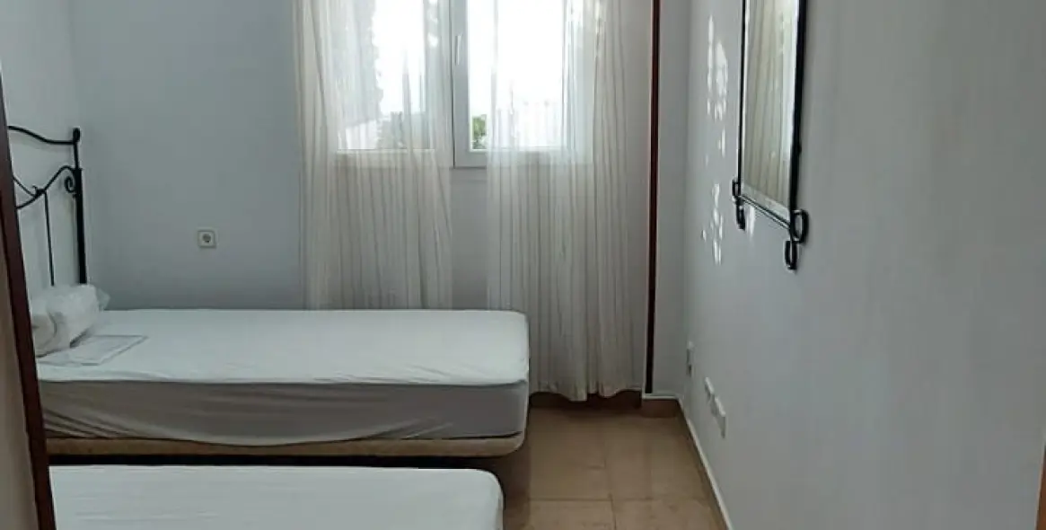 Продажа апартаментов на среднем этаже в Manilva 8