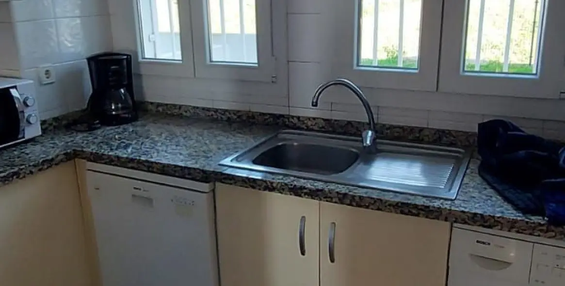 Продажа апартаментов на среднем этаже в Manilva 21