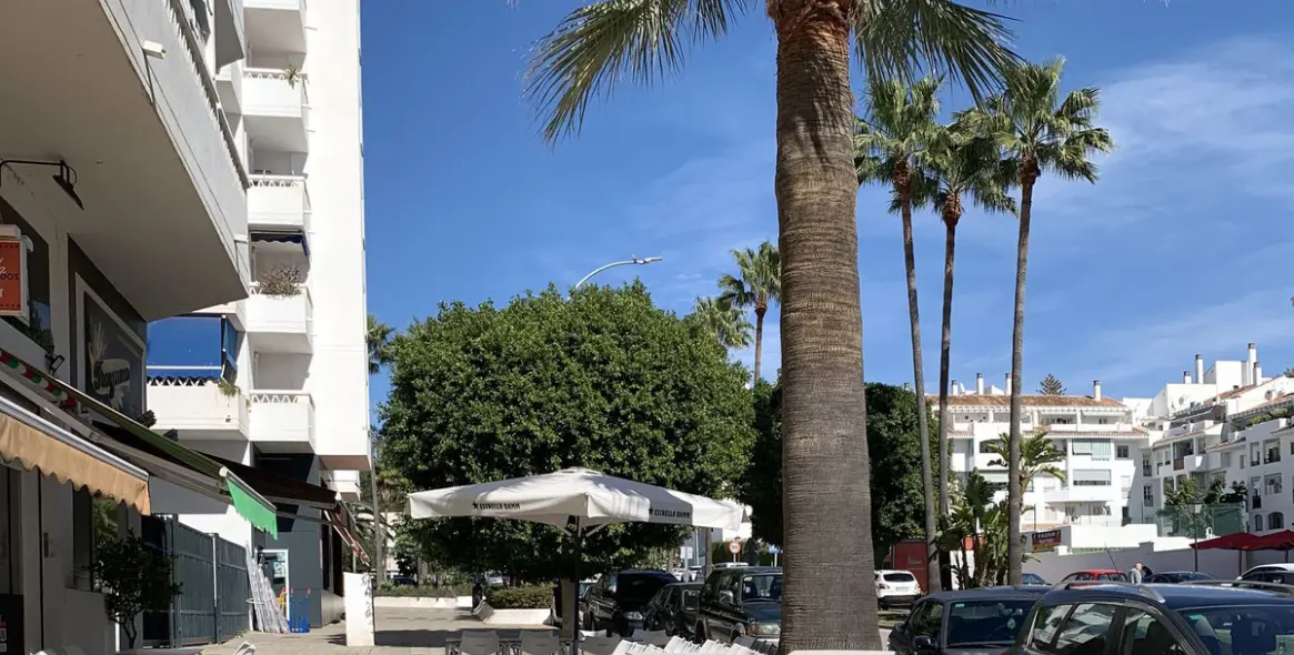 Venta de restaurante en Nueva Andalucía 1