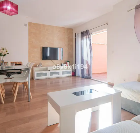 Sale of townhouse in Benajarafe