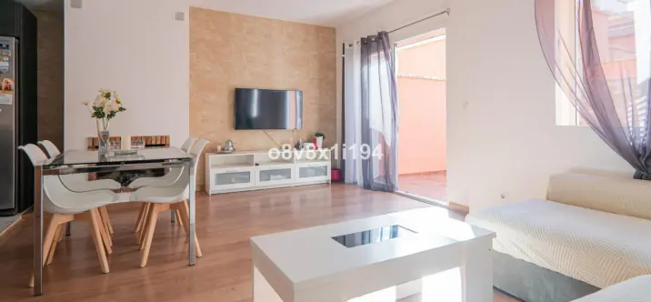 Sale of townhouse in Benajarafe 1