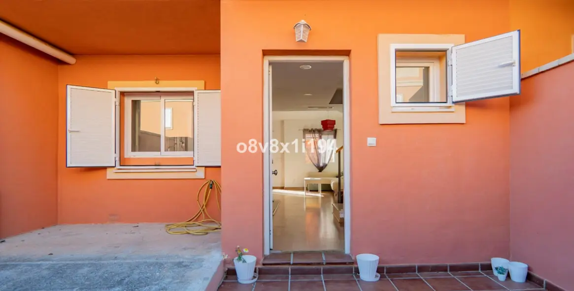 Sale of townhouse in Benajarafe 13