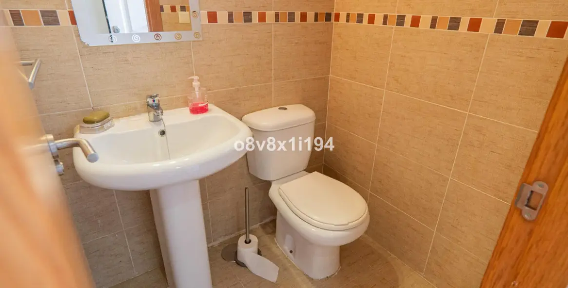 Sale of townhouse in Benajarafe 16