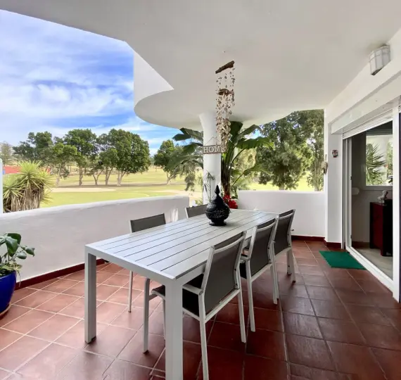 Продажа апартаментов на среднем этаже в Mijas Golf