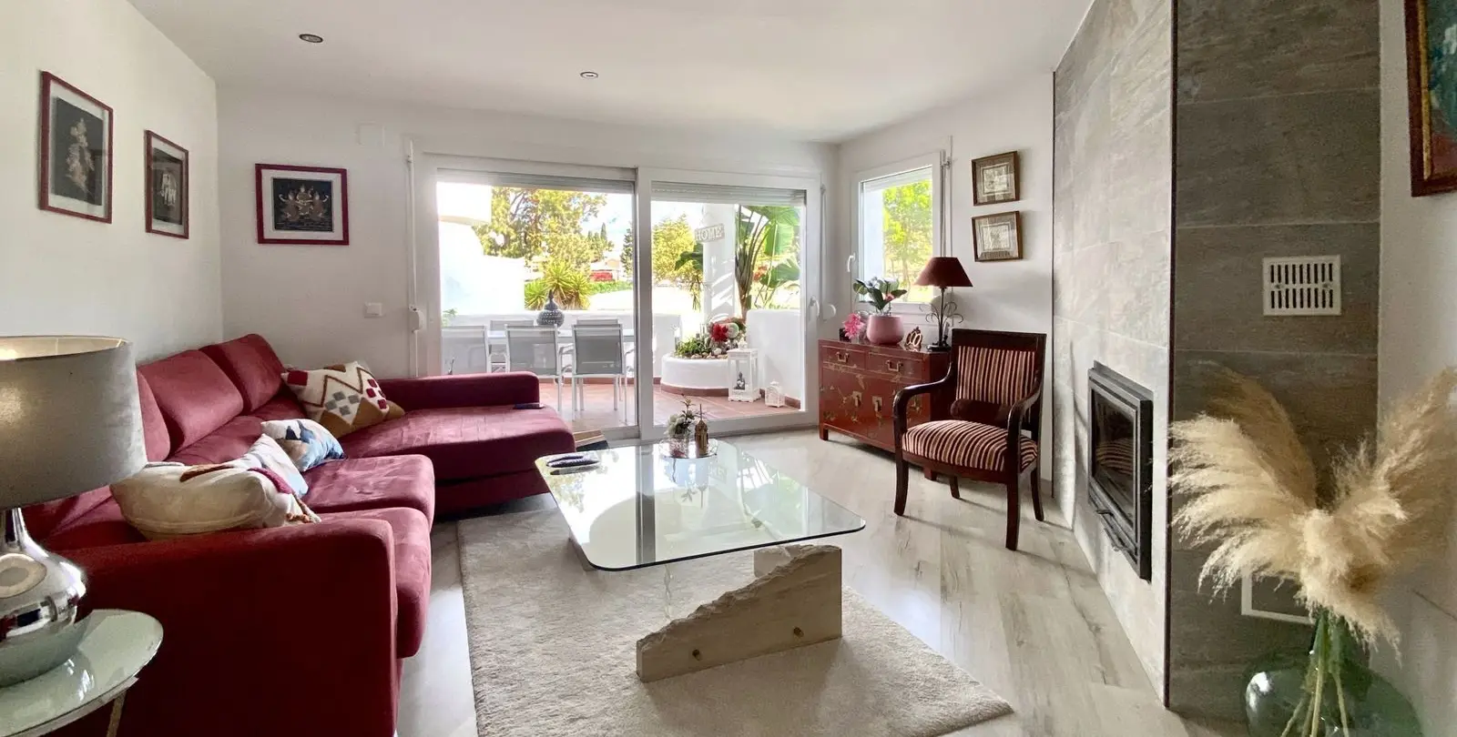 Sale of middle floor apartment in Mijas Golf 5