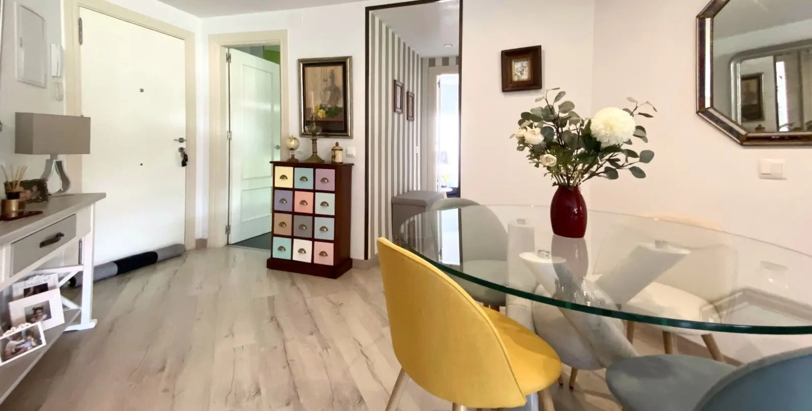 Sale of middle floor apartment in Mijas Golf 12