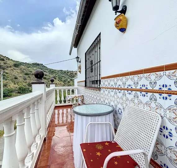 Sale of detached villa in La Viñuela
