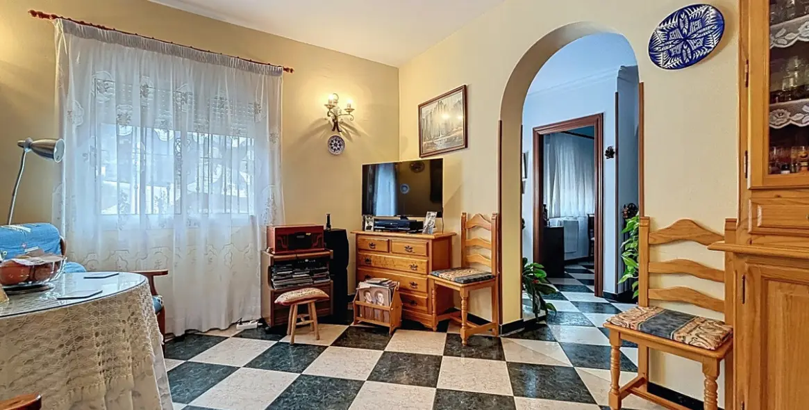 Sale of detached villa in La Viñuela 7