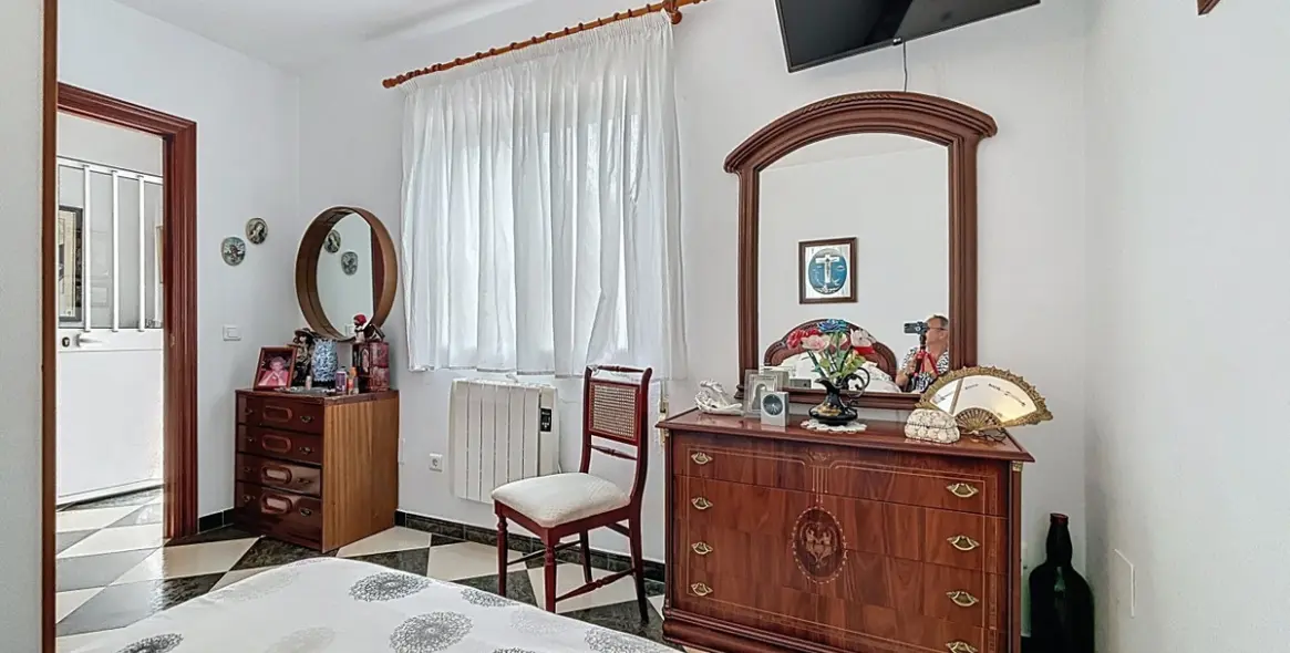 Venta de villa independiente en La Viñuela 28