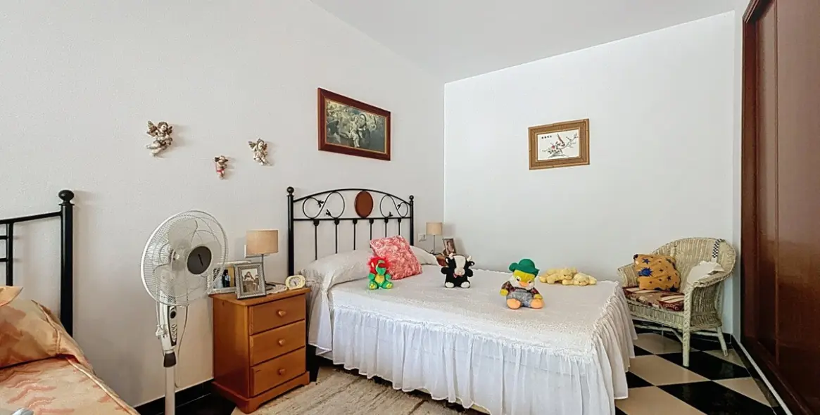 Venta de villa independiente en La Viñuela 35