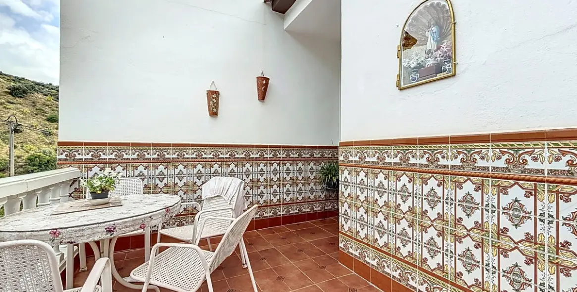 Venta de villa independiente en La Viñuela 38