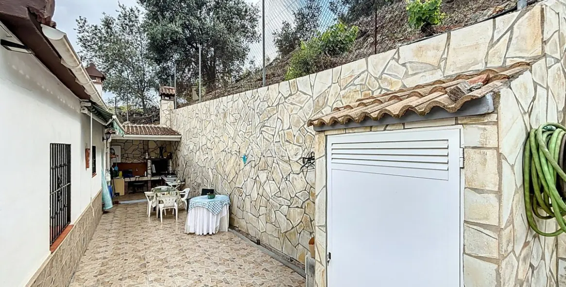 Venta de villa independiente en La Viñuela 45