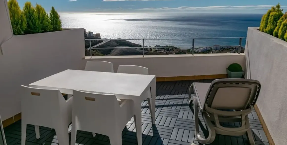 Sale of townhouse in Torrox Costa 5