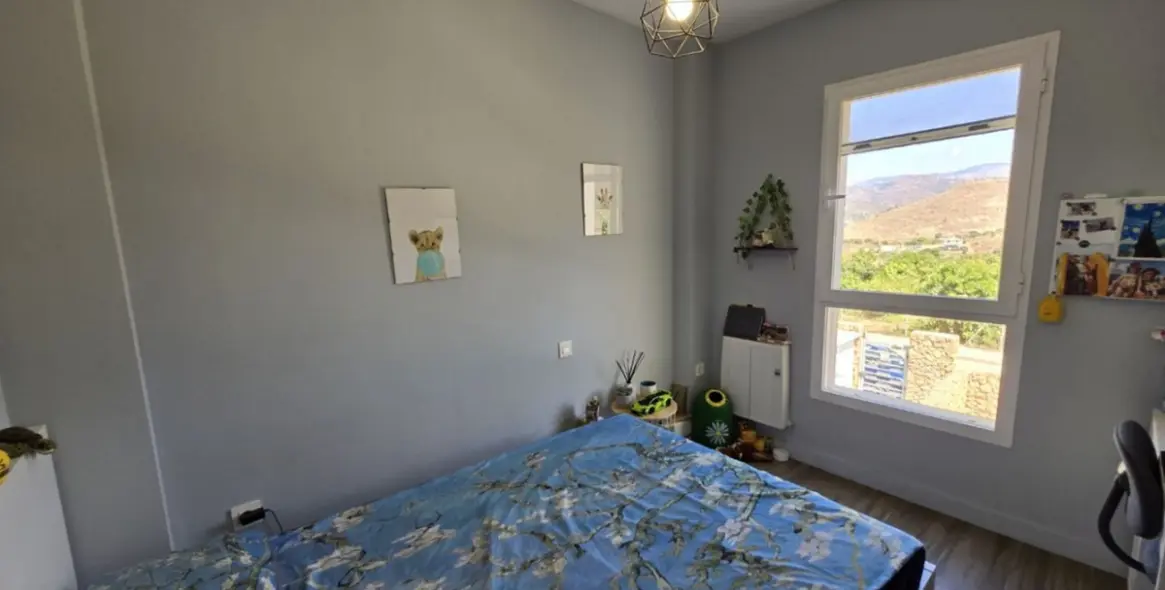 Sale of townhouse in Torrox Costa 13