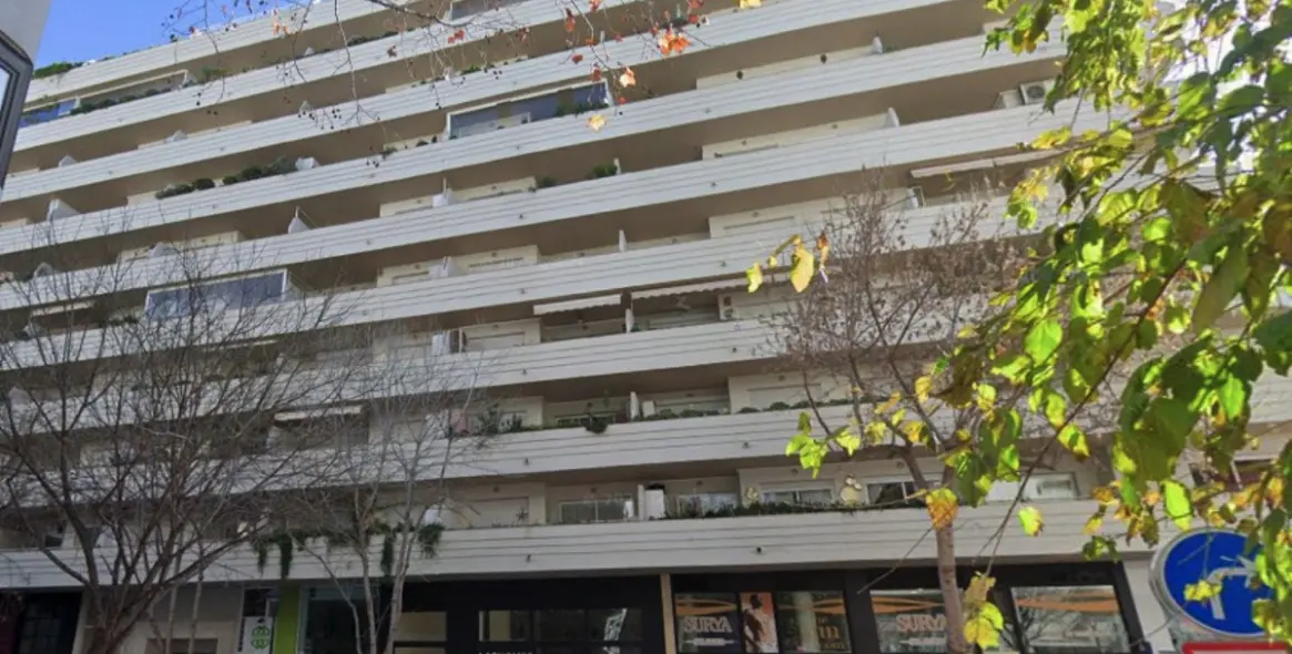 Sale of middle floor apartment in Marbella 2