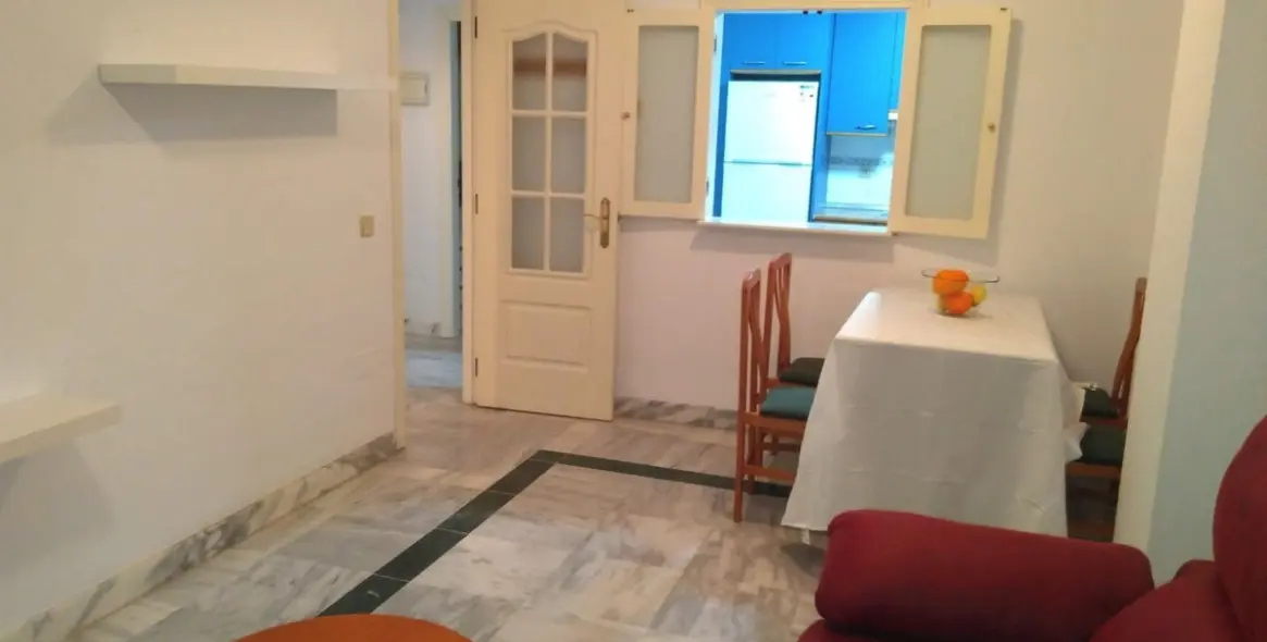 Sale of middle floor apartment in Marbella 3