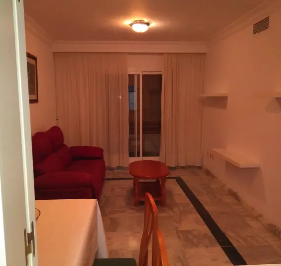 Sale of middle floor apartment in Marbella