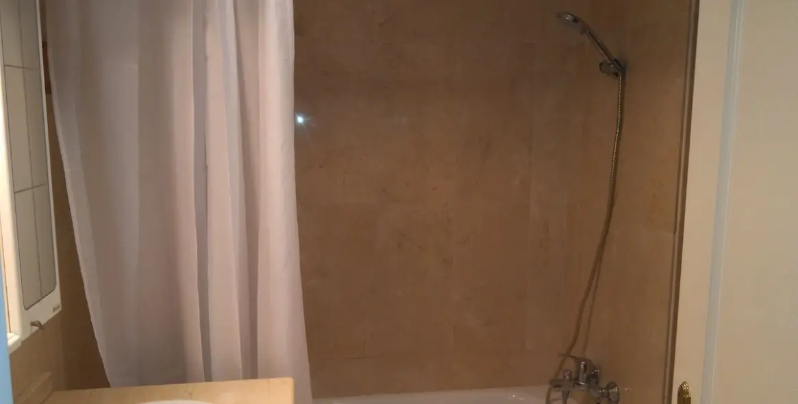 Sale of middle floor apartment in Marbella 7