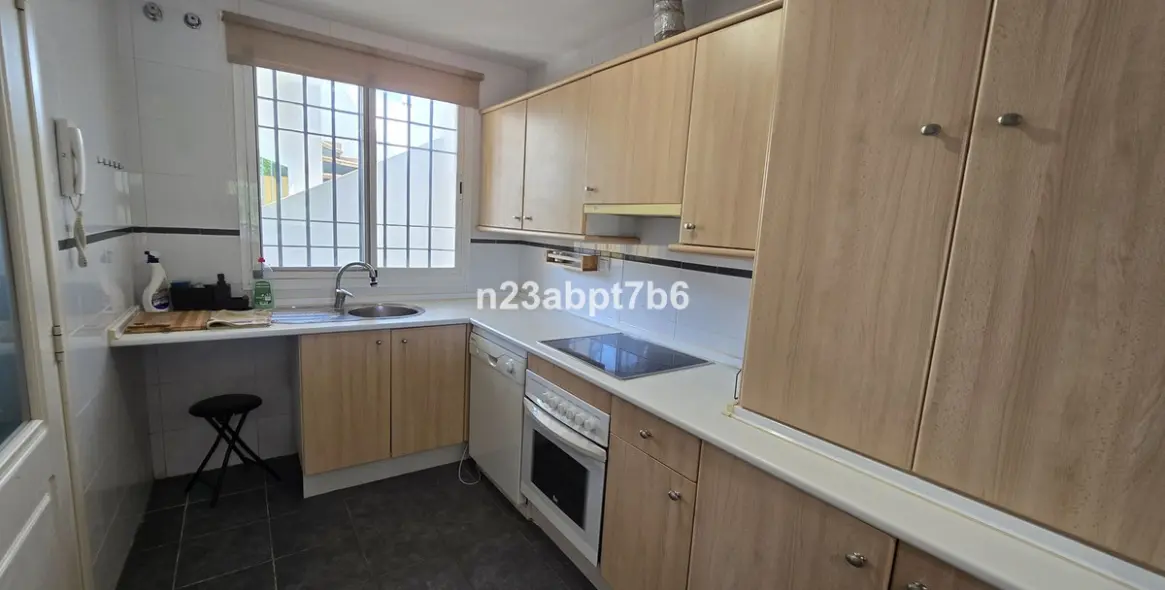 Продажа апартаментов на первом этаже в Nueva Andalucía (район Nueva Andalucía) 6