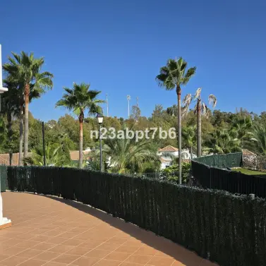 Venta de apartamento en planta baja en Nueva Andalucía