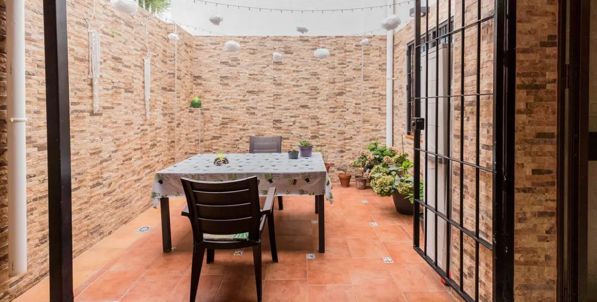 Sale of townhouse in El Coto 3
