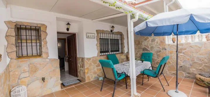 Sale of townhouse in El Coto 3