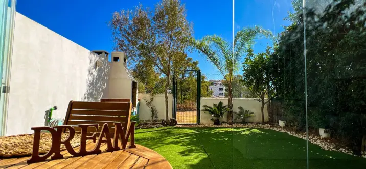 Sale of ground floor apartment in La Cala de Mijas 2