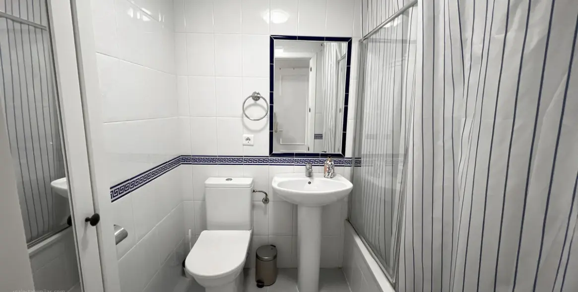 Sale of ground floor apartment in La Cala de Mijas 16