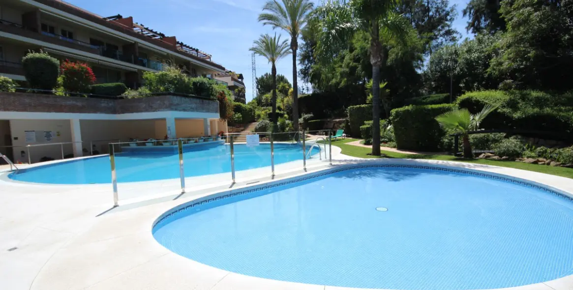 Продажа апартаментов на среднем этаже в Riviera del Sol 3