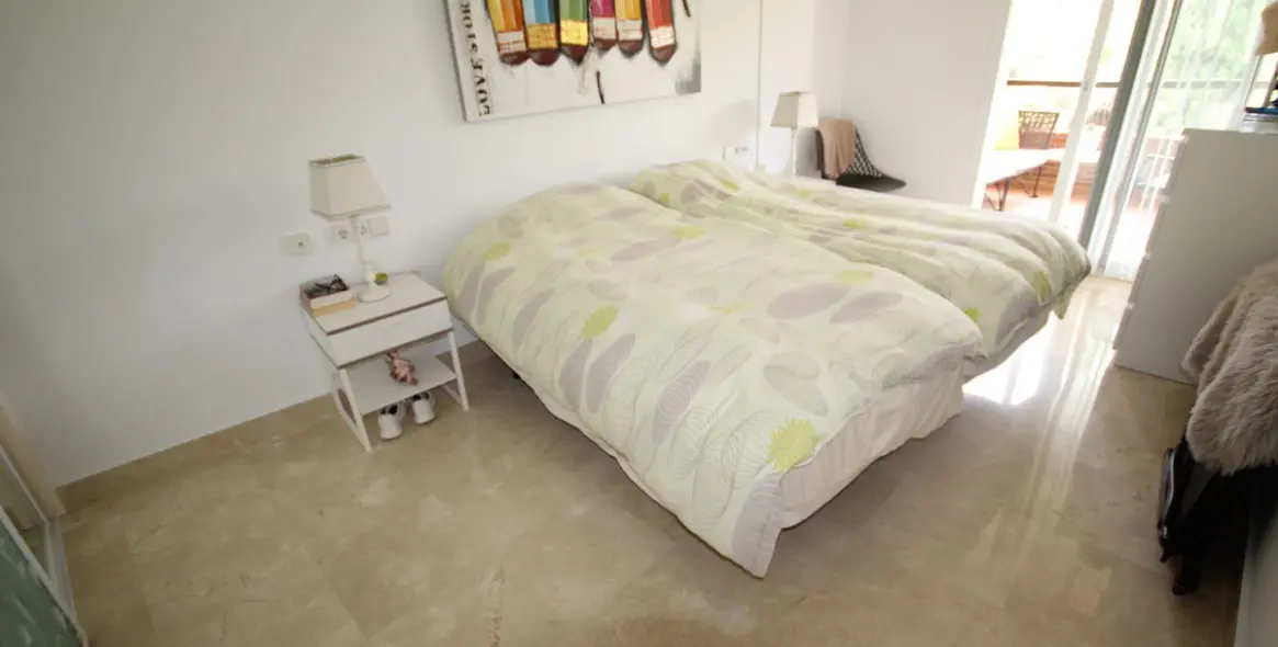 Продажа апартаментов на среднем этаже в Riviera del Sol 11