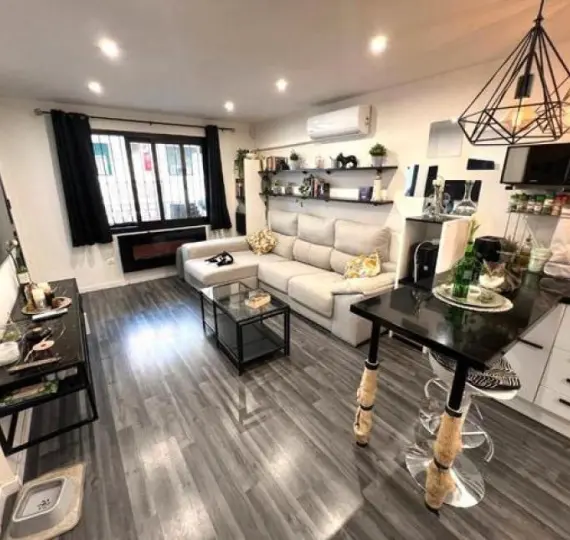 Продажа апартаментов на первом этаже в Benalmadena