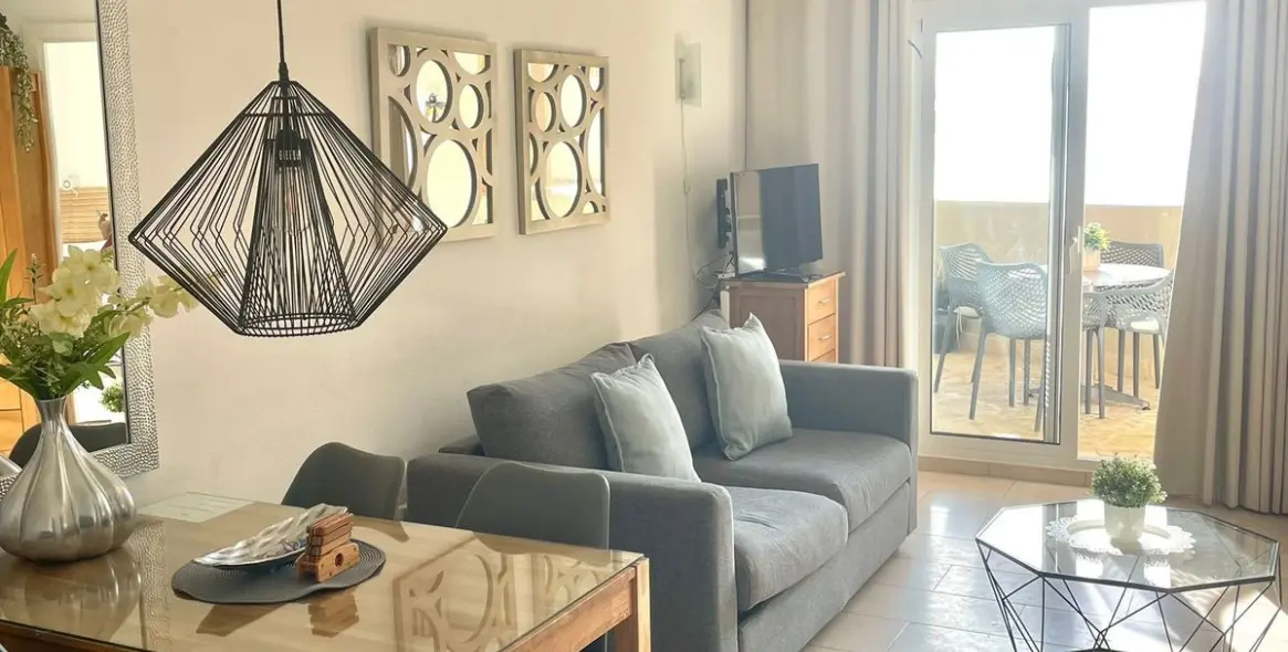 Продажа апартаментов на среднем этаже в Benalmadena Costa 4