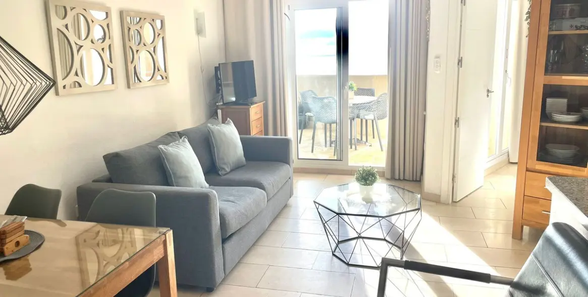 Продажа апартаментов на среднем этаже в Benalmadena Costa 16