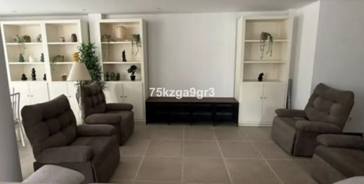 Продажа апартаментов на первом этаже в Nueva Andalucía (район Nueva Andalucía) 6