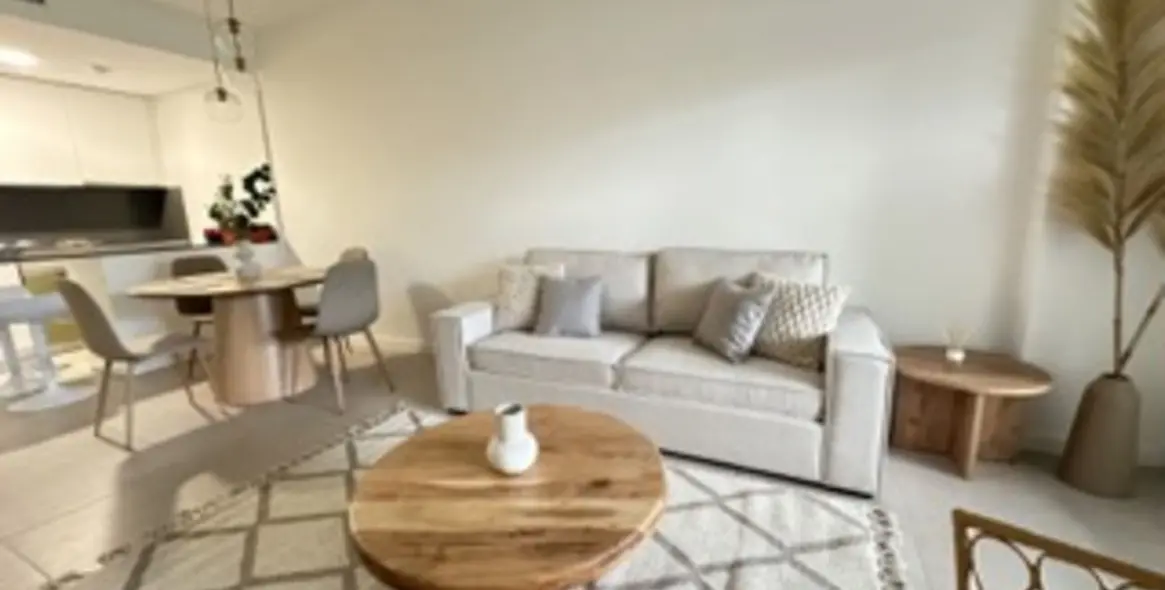 Продажа апартаментов на первом этаже в Estepona 2