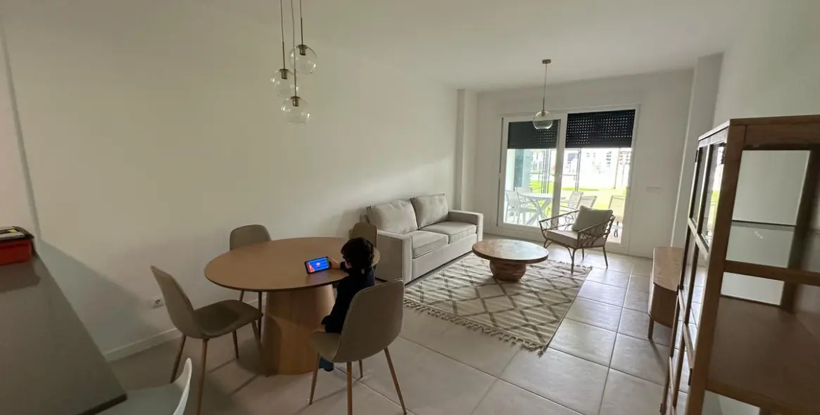 Продажа апартаментов на первом этаже в Estepona 5