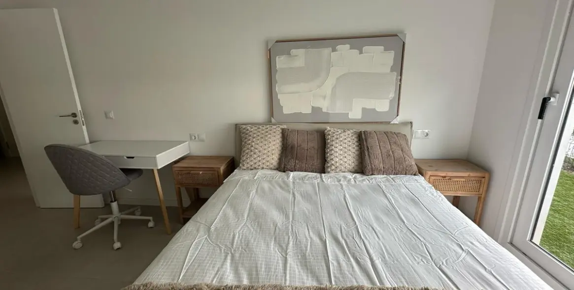 Продажа апартаментов на первом этаже в Estepona 6