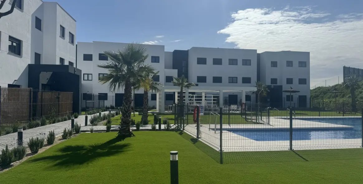 Продажа апартаментов на первом этаже в Estepona 19